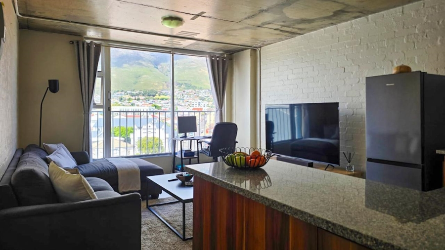 1 Bedroom Property for Sale in Woodstock Western Cape